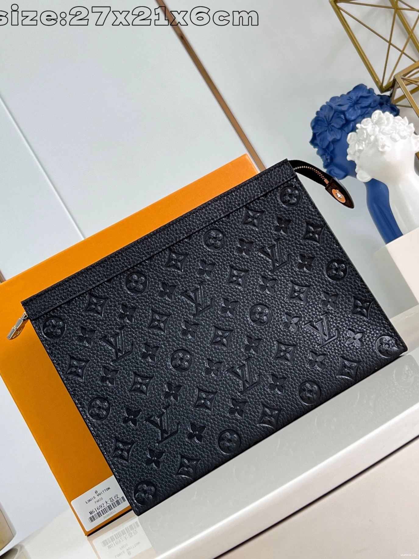 WIS VUITTON POCHETTE LOUIS VOYAGE MM 0715